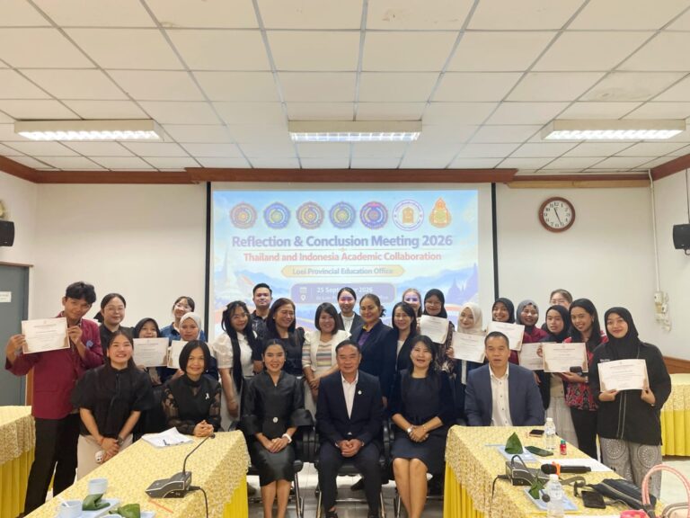 Recognized for Excellence! Closing Four Months in Thailand, Two UMG English Education Students Bring Home Teaching Experience, Appreciation, and International Connections from Loei