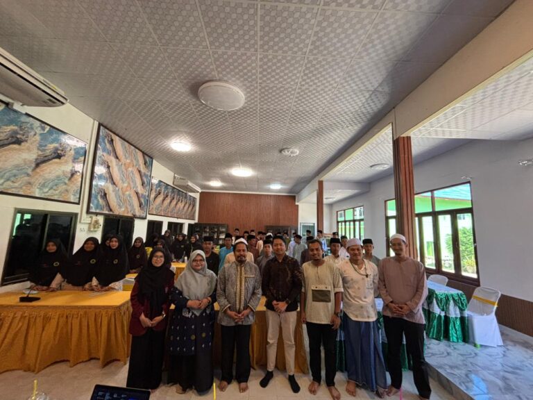 FEB UMG Raises the Bar for International Learning in Thailand with Internship, Community Service, and Joint Research